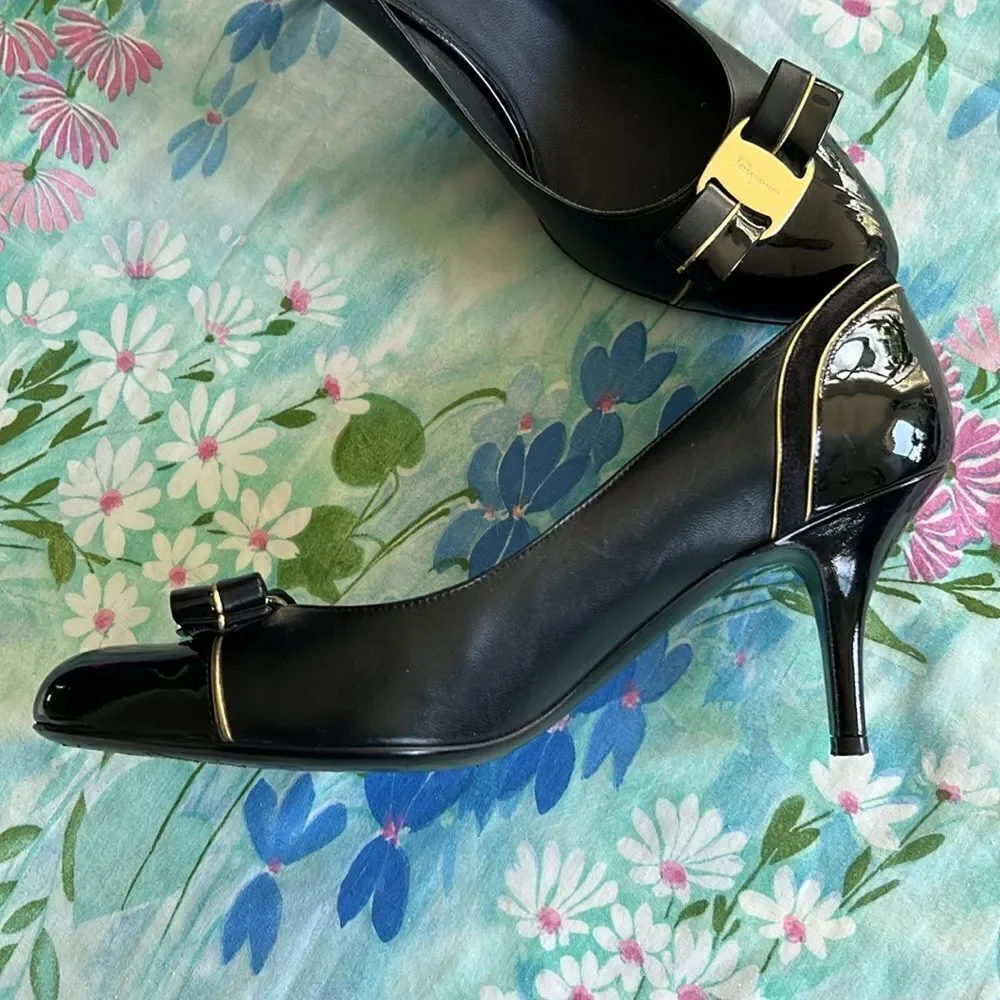 Salvatore Ferragamo Mixed Leather Heels - 9B